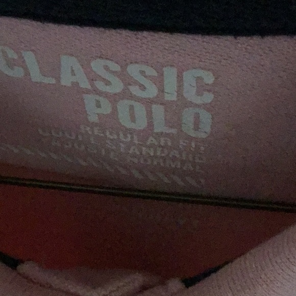 Medium regular fit classic polo Old Navy pink ❤️like2 get price & shipping drop - Picture 3 of 8